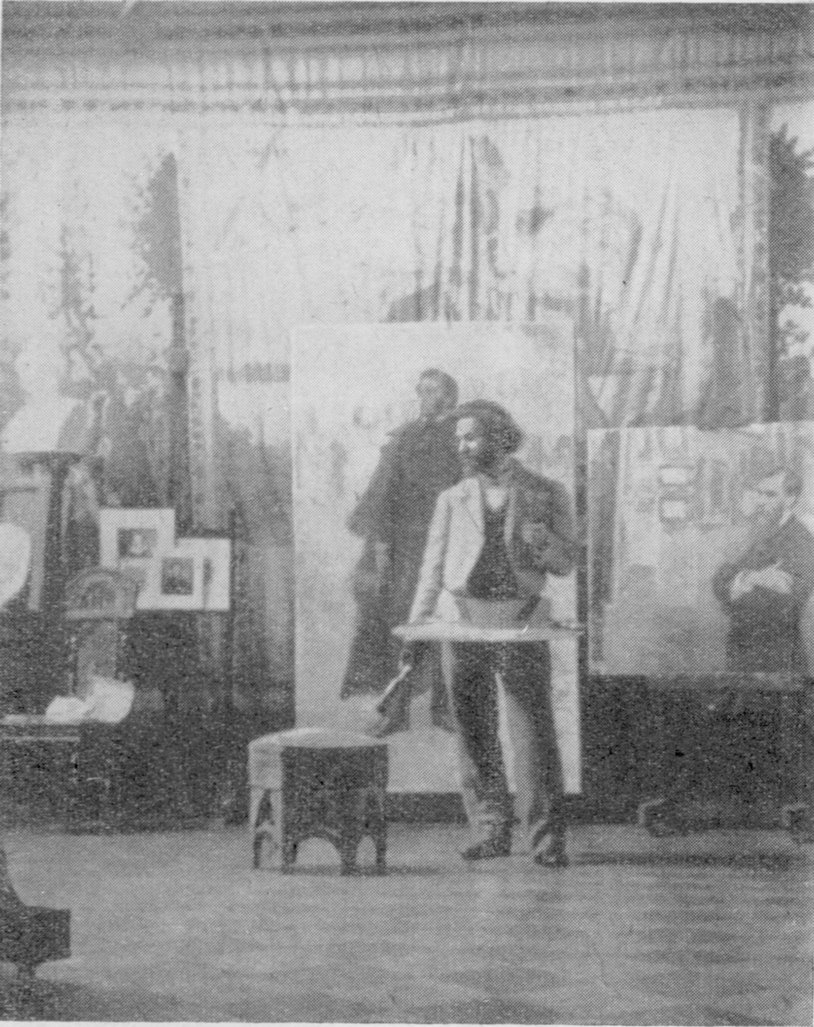 И.Е. Репин в Академии художеств, в своей мастерской. фотография, 1900—1901 гг. Публикуется впервые